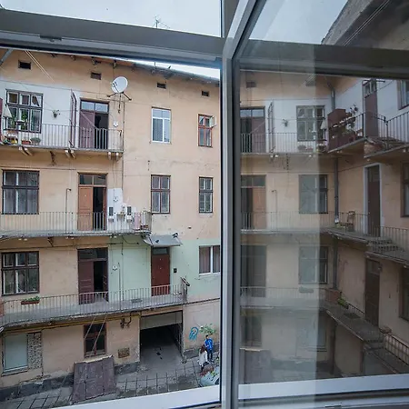 Apartment On Horodotska Street Lviv Exterior photo