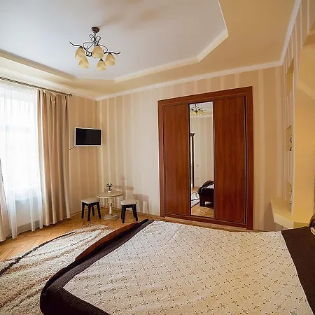 Apartment On Horodotska Street Lviv Exterior photo
