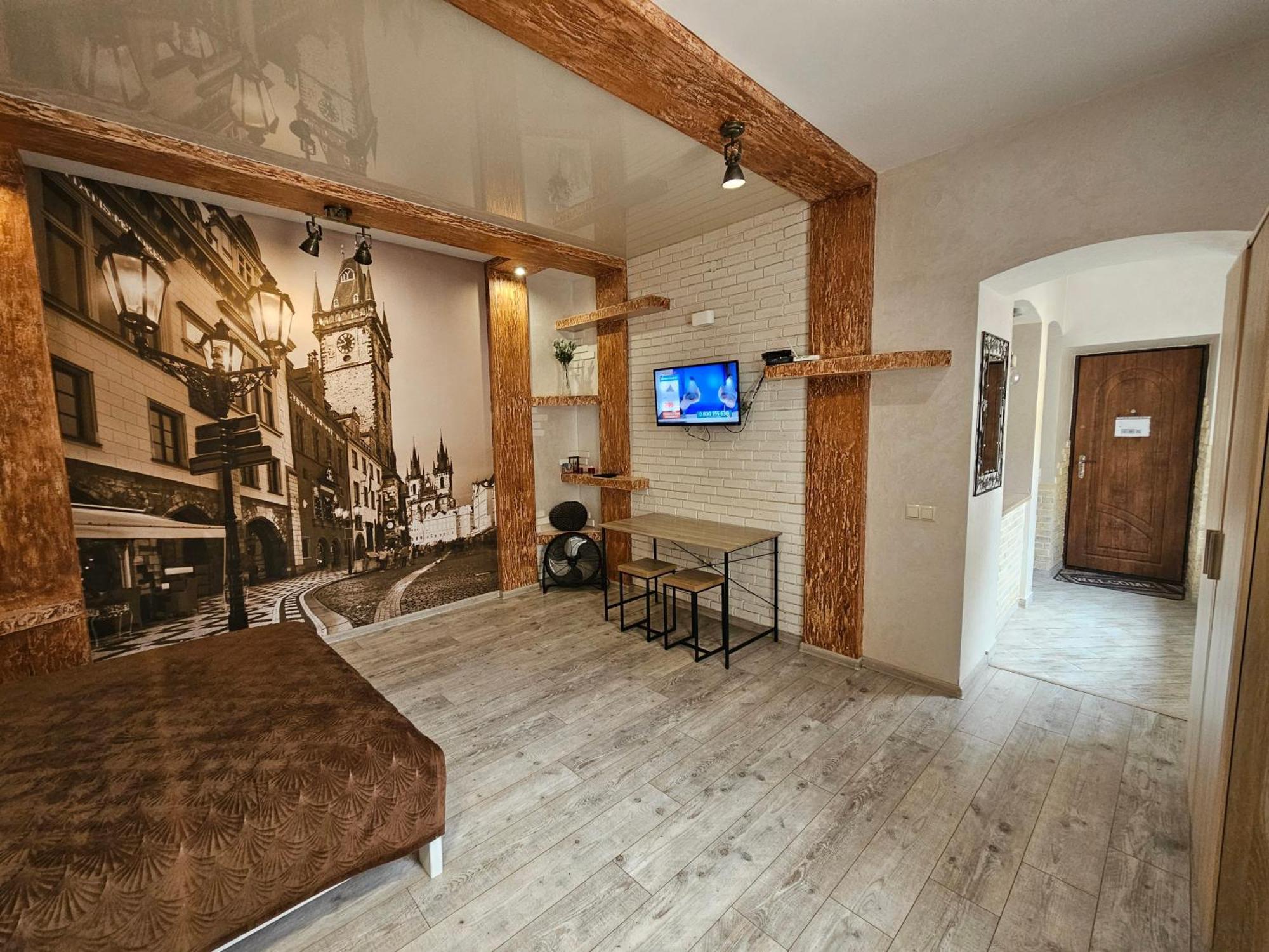 Apartment On Horodotska Street