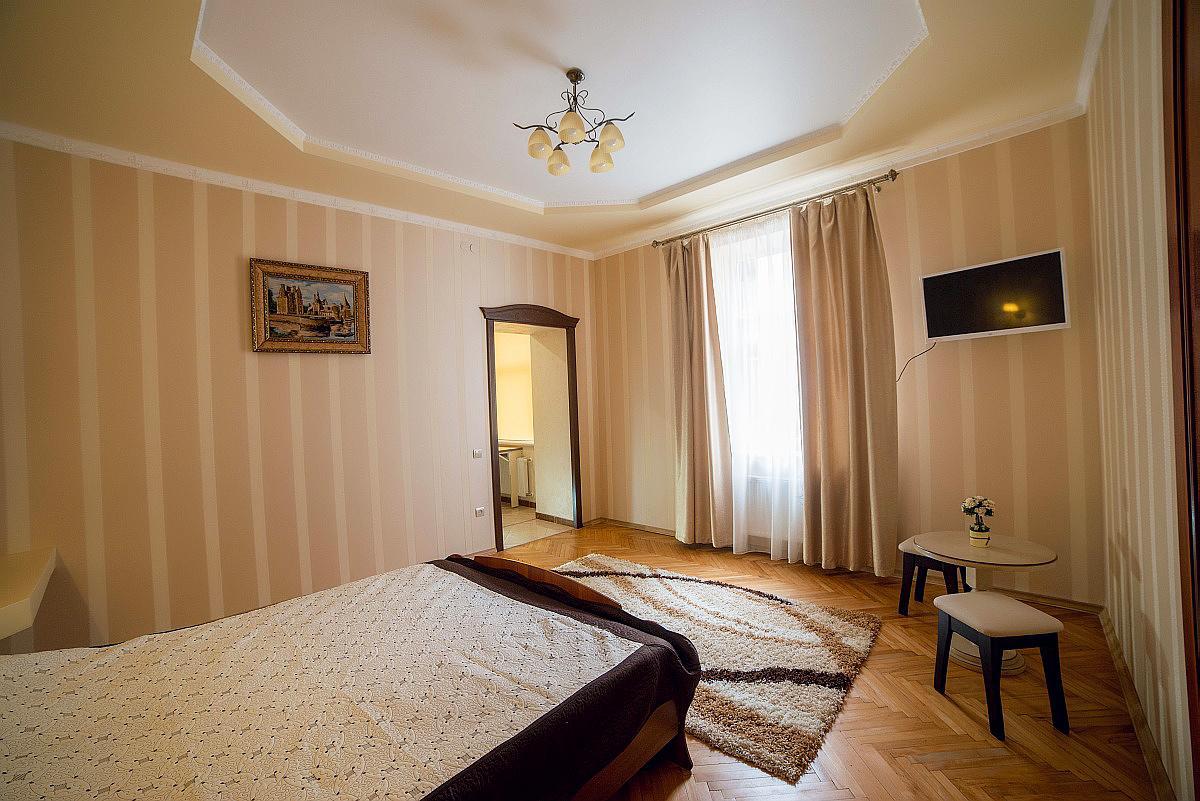 On Horodotska Street Apartment